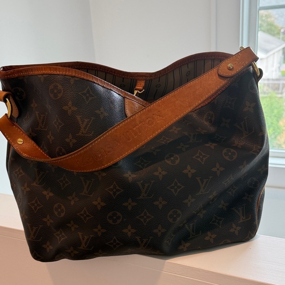 Louis Vuitton Classic Monogram Graceful Hobo - Picture 1 of 9